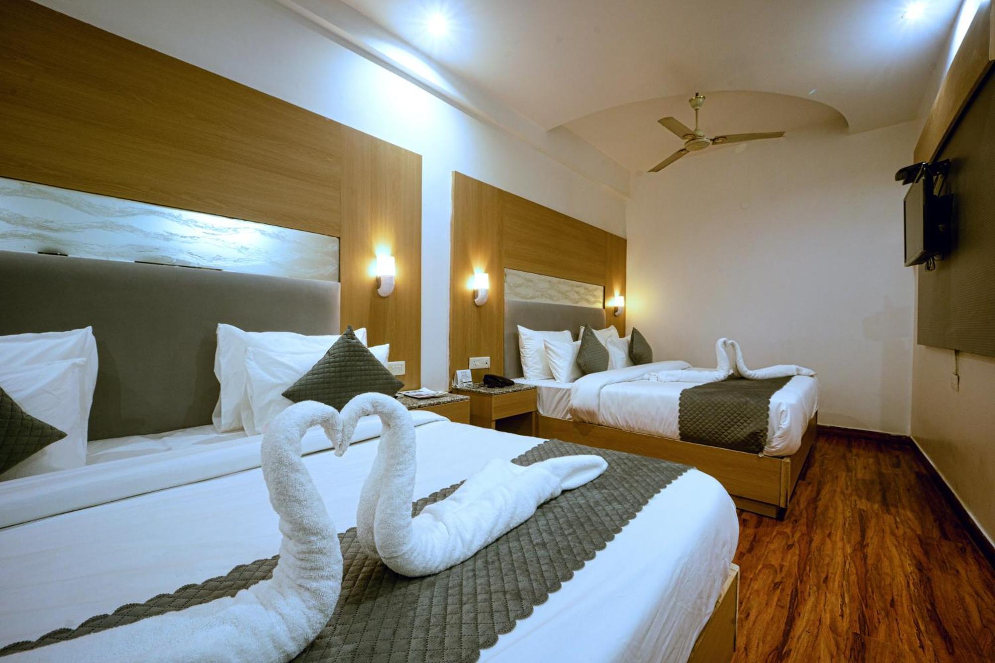 Grand Legacy Beacon, Dehradun Hotel Exterior foto