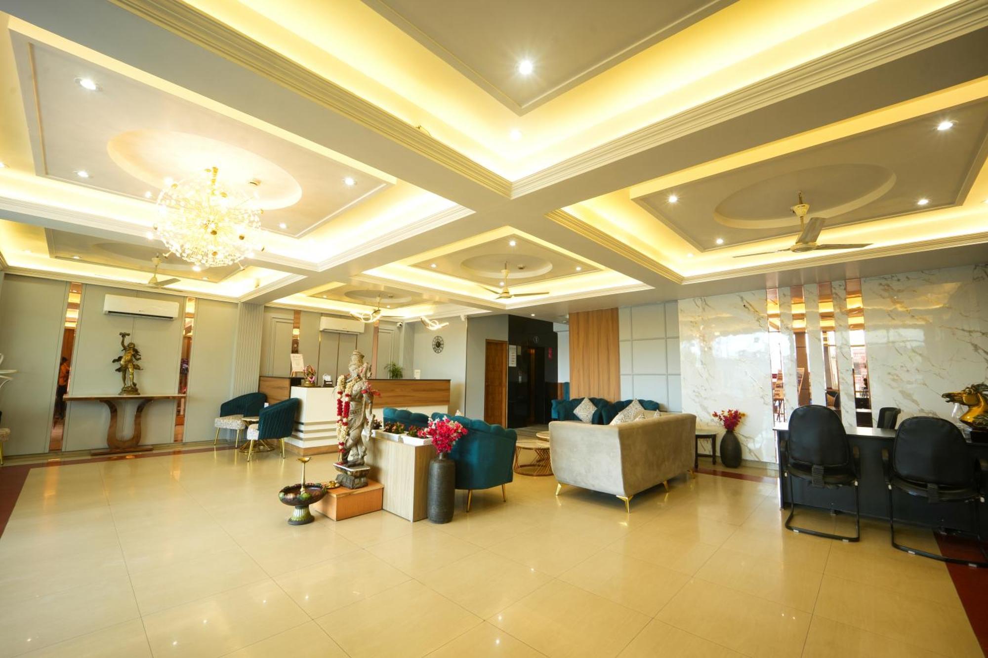 Grand Legacy Beacon, Dehradun Hotel Exterior foto